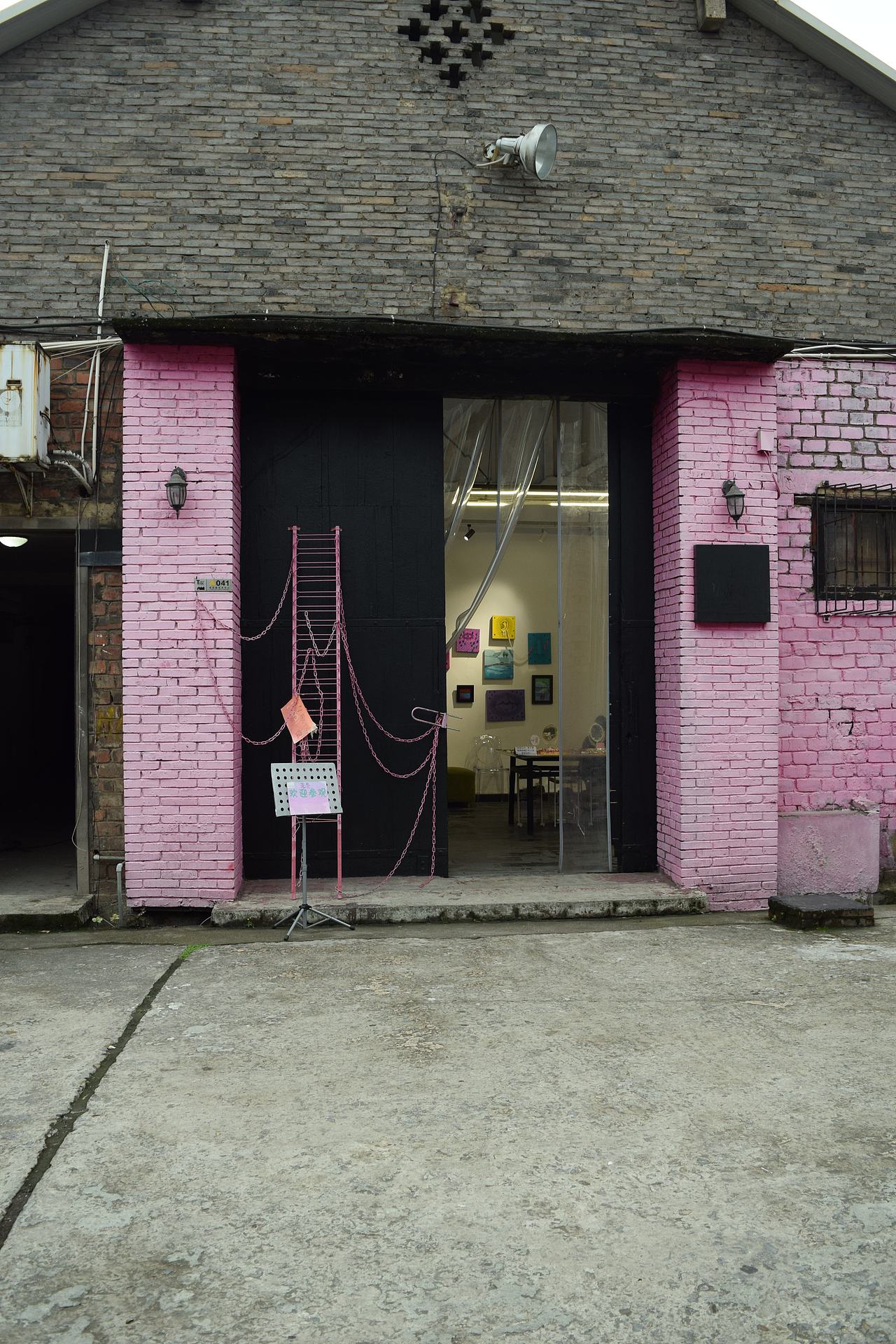 可买手工艺品的地方