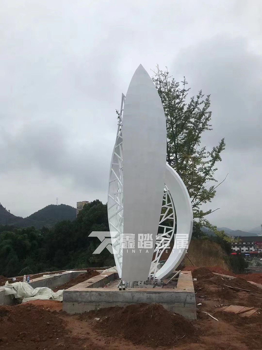 城市景观代表性不锈钢雕塑 恩施茶叶之乡树叶造型雕塑（图ZMjc0NTE0OTMy） - 其他 - 站酷设计师xt188869原创素材 - 站酷ZCOOL