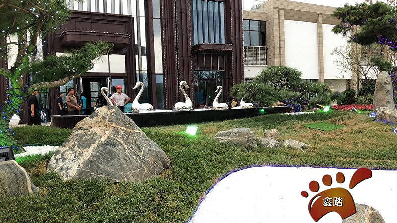 景观水池不锈钢艺术雕塑户外软装简约设计