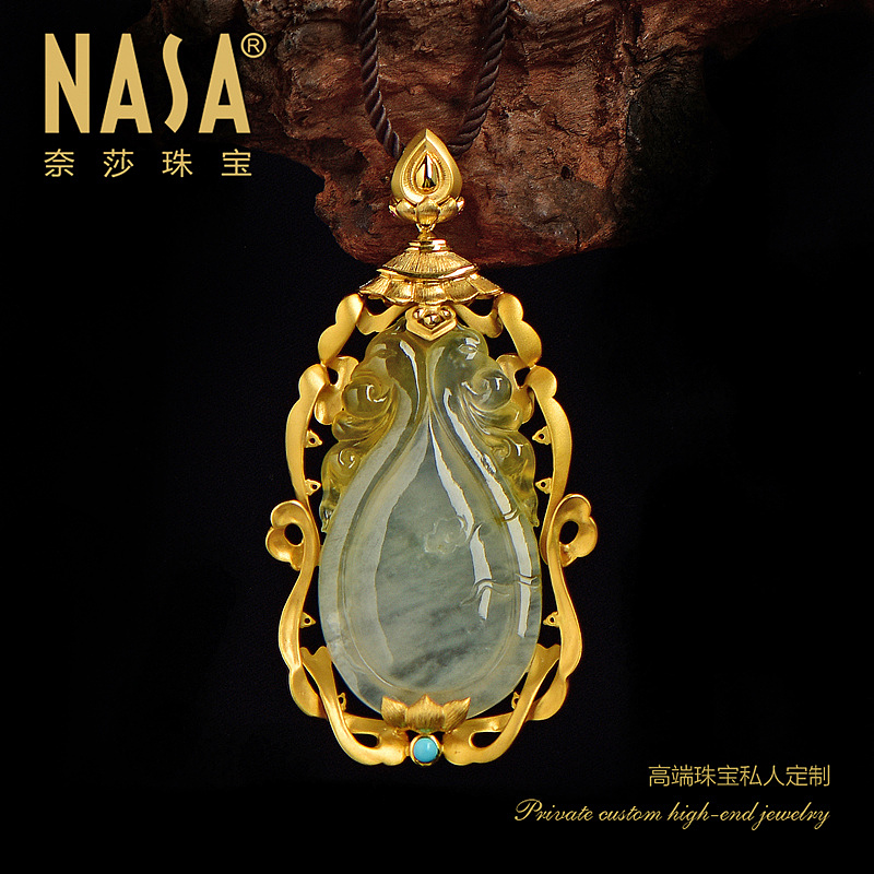 佛教以伞象征遮蔽魔障,守护佛法。藏传佛教亦认为,宝伞象征着佛陀教诲的权威。