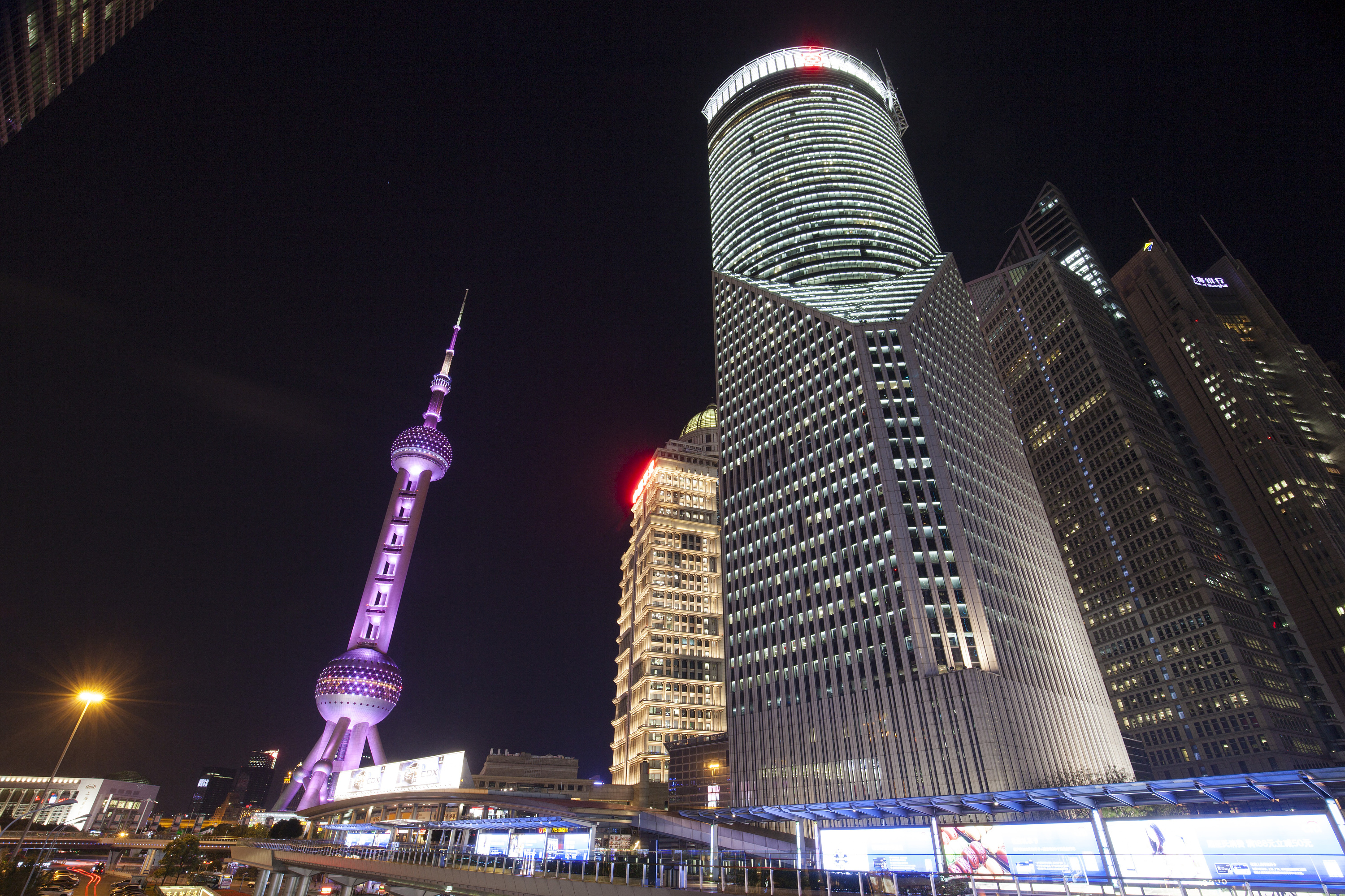 上海中银大厦 | 办公 | Projects | NIKKEN SEKKEI LTD