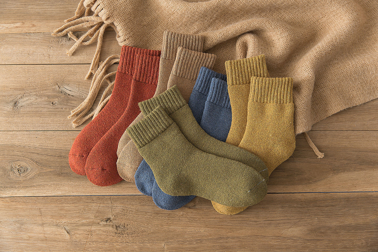 2019秋冬款加厚毛圈女袜袜子中筒