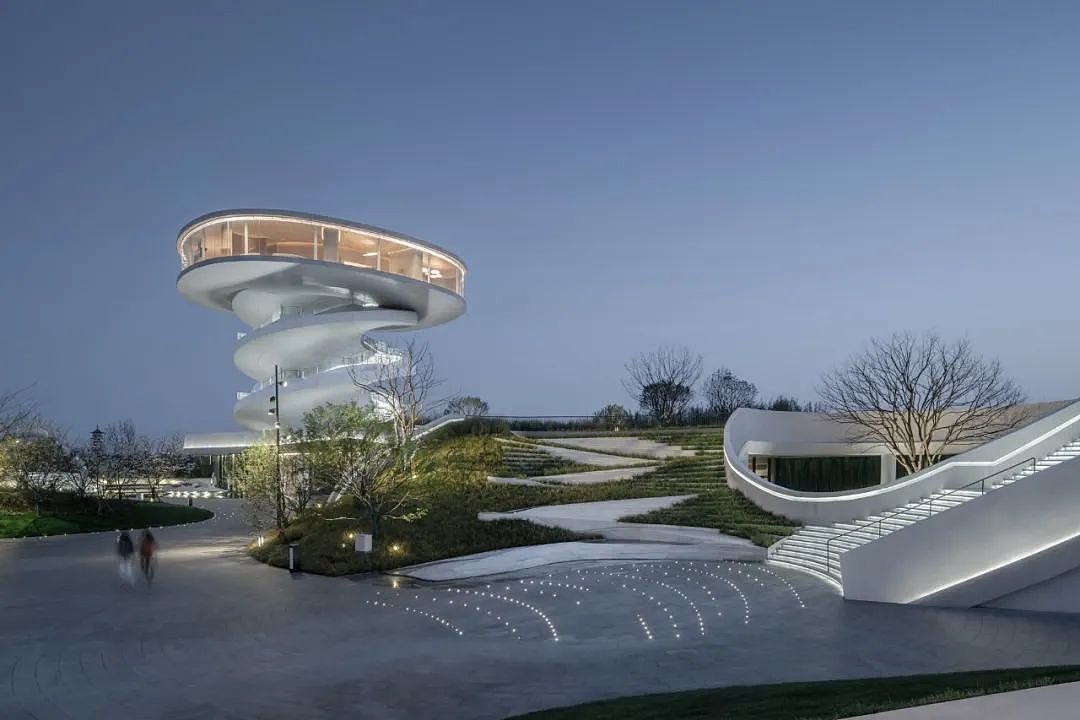 世纪水岸鸟屿浮云