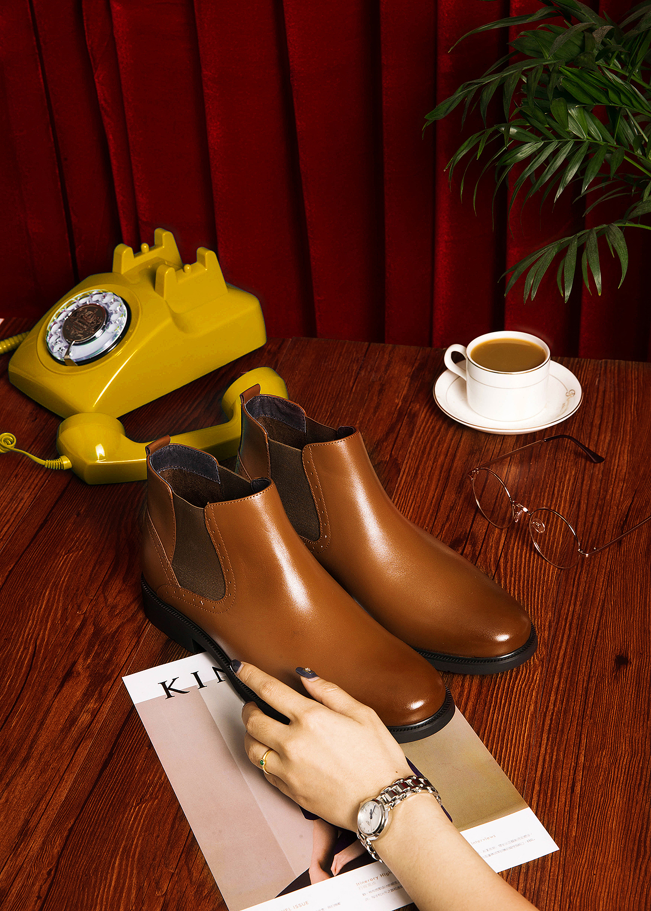 鞋子景物创意（图ZMTM1MTQzMDA0） - 产品摄影 - 站酷设计师陶晓锋原创素材 - 站酷ZCOOL