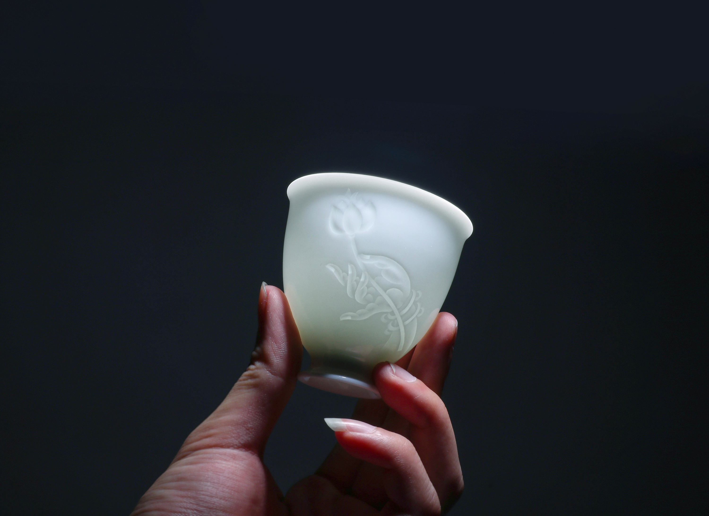 景德镇玉瓷品茗杯试拍