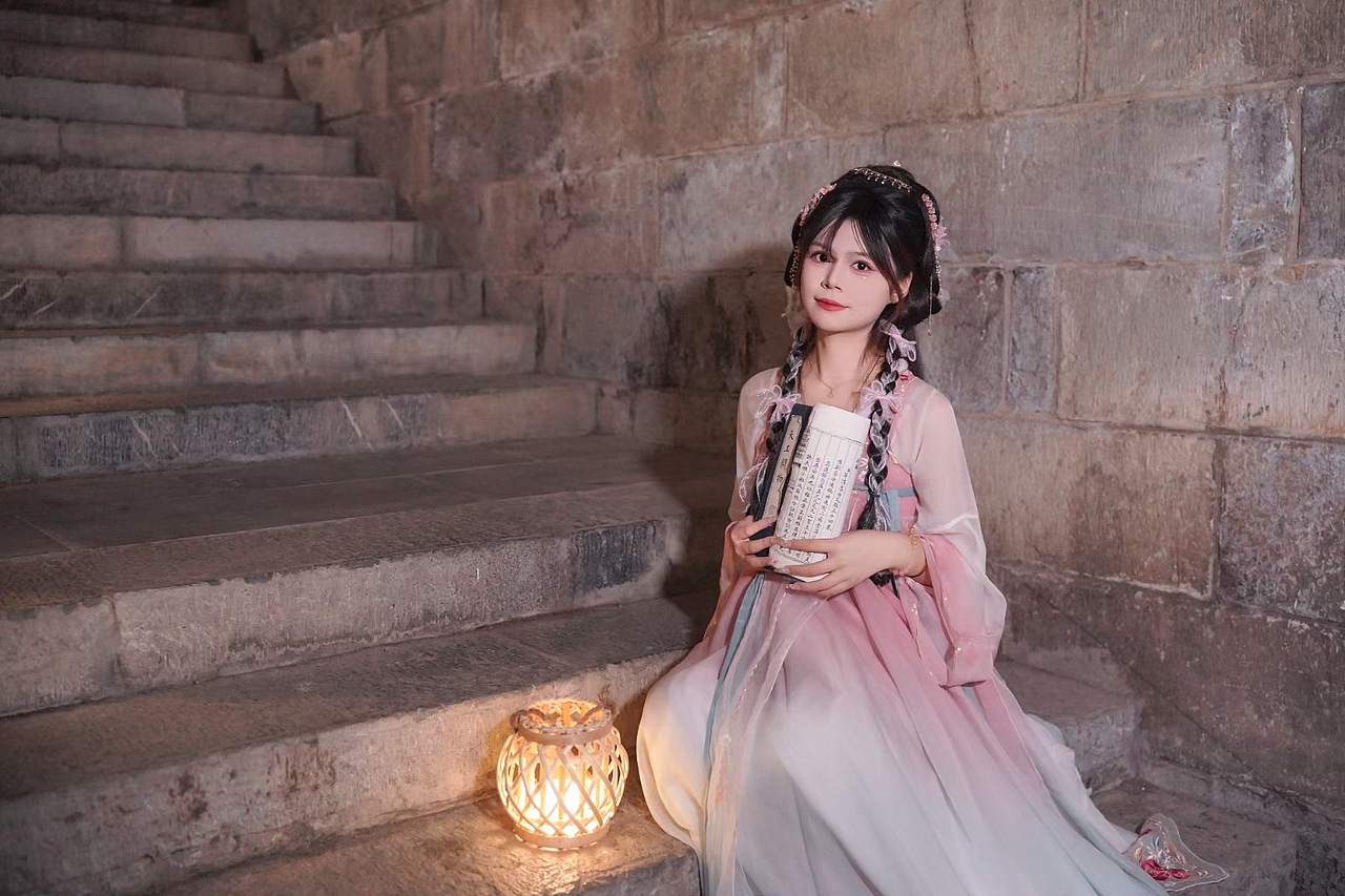 人物写真（图ZMzczNTE4Mzcy） - 修图/后期 - 站酷设计师初夏ins原创素材 - 站酷ZCOOL