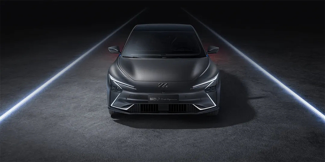 智己汽车宣传物料渲染