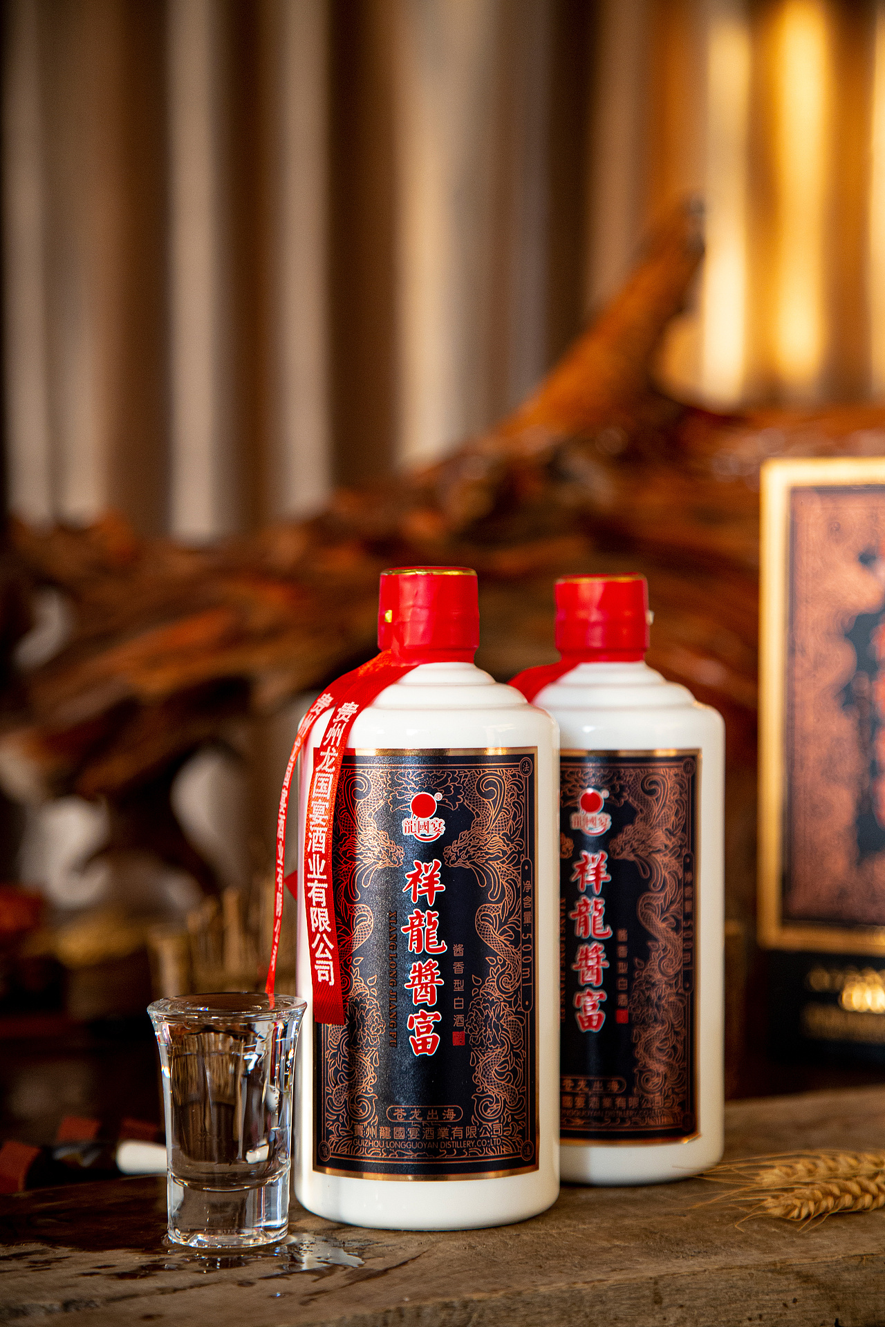 终于做完这款详情页 分享几张白酒拍摄的照片临汾/设计爱好者/1年前