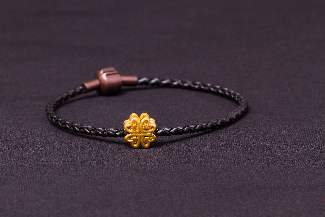 四叶草黄金转运珠 静物拍摄