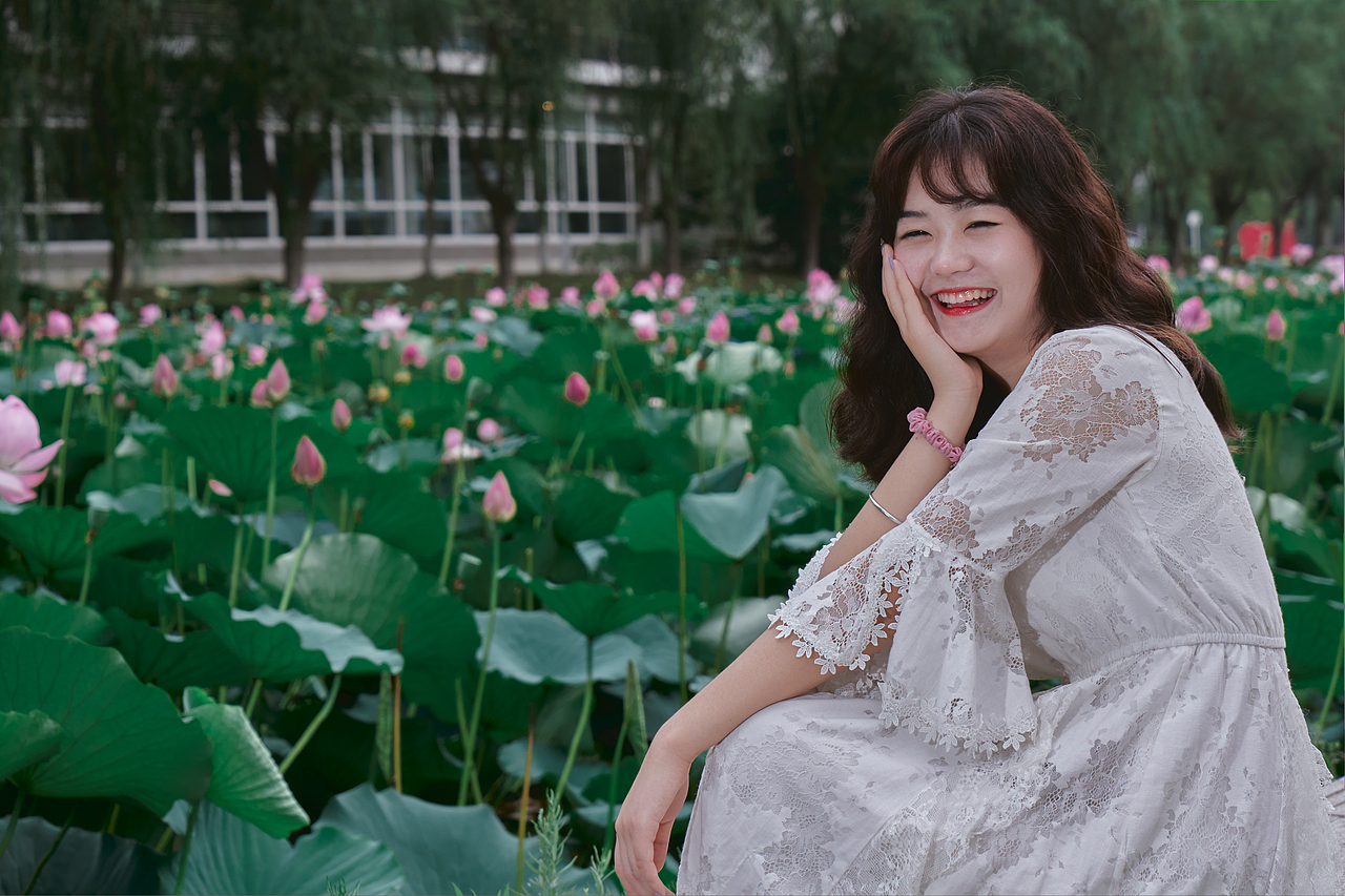 荷塘玉色（图ZMjYzMjc4MTA4） - 人像摄影 - 站酷设计师小明RX原创素材 - 站酷ZCOOL