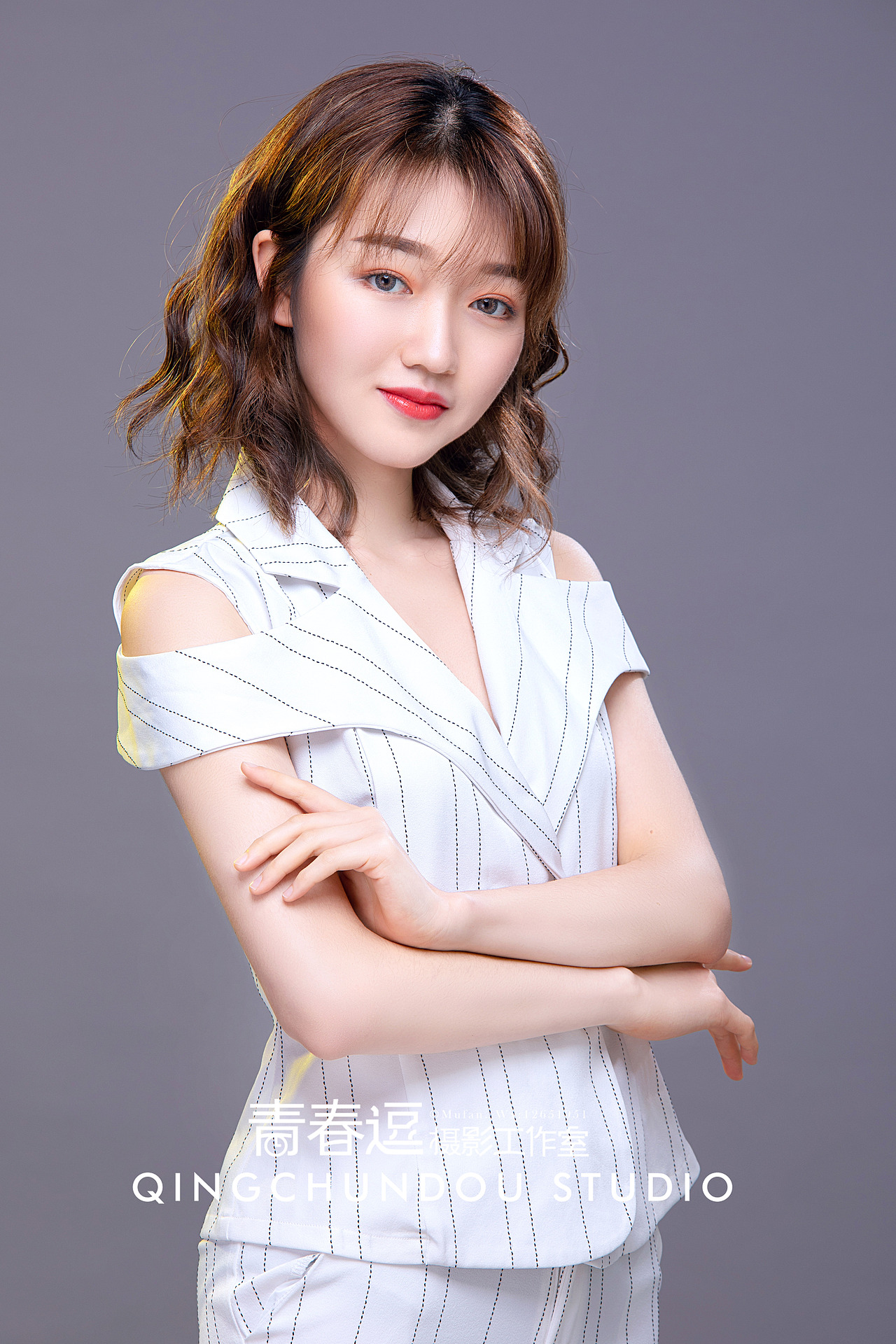 高端定制个人形象照拍摄深圳/摄影师/5年前/1659浏览商务形象照拍摄
