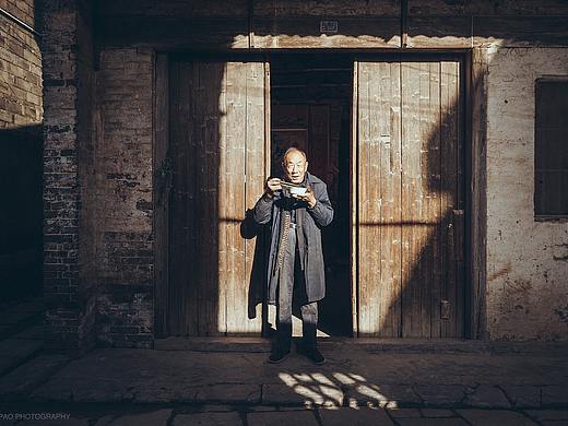 旧的光阴，新的故事