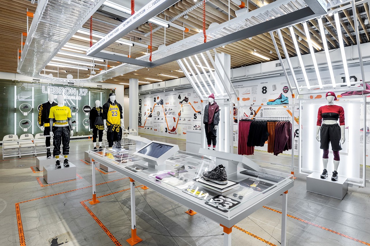 2019冬季 Nike 詹姆斯17代 - 纽约Soho零售店设计（图ZMjIwOTM5MDM2） - 家装设计 - 站酷设计师HOPEN_LIN原创素材 - 站酷ZCOOL