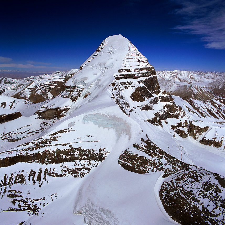 冈仁波齐-田捷砚航拍（图ZMTU1NzE4MTYw） - 风光摄影 - 站酷设计师中二的羊羊原创素材 - 站酷ZCOOL