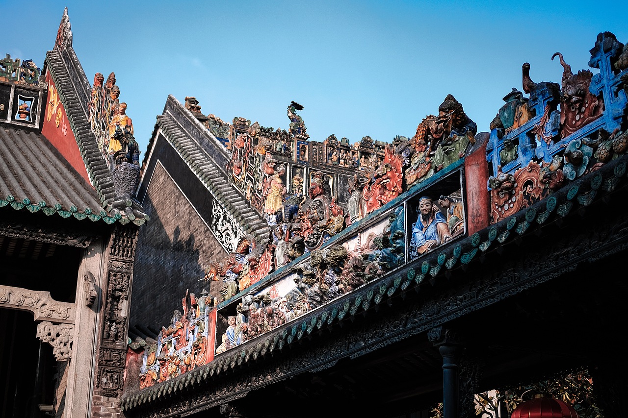 岭南传统建筑特色灰塑陶塑