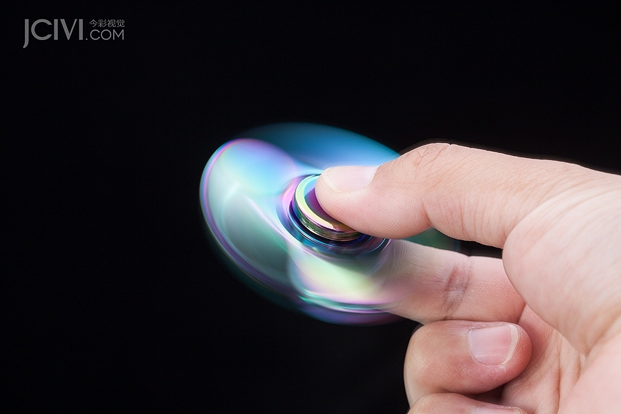 指尖陀螺拍摄 玩具摄影 商品摄影 淘宝拍摄 场景拍摄（图ZMTQwOTMwOTQ0） - 产品摄影 - 站酷设计师短视频拍摄今彩原创素材 - 站酷ZCOOL