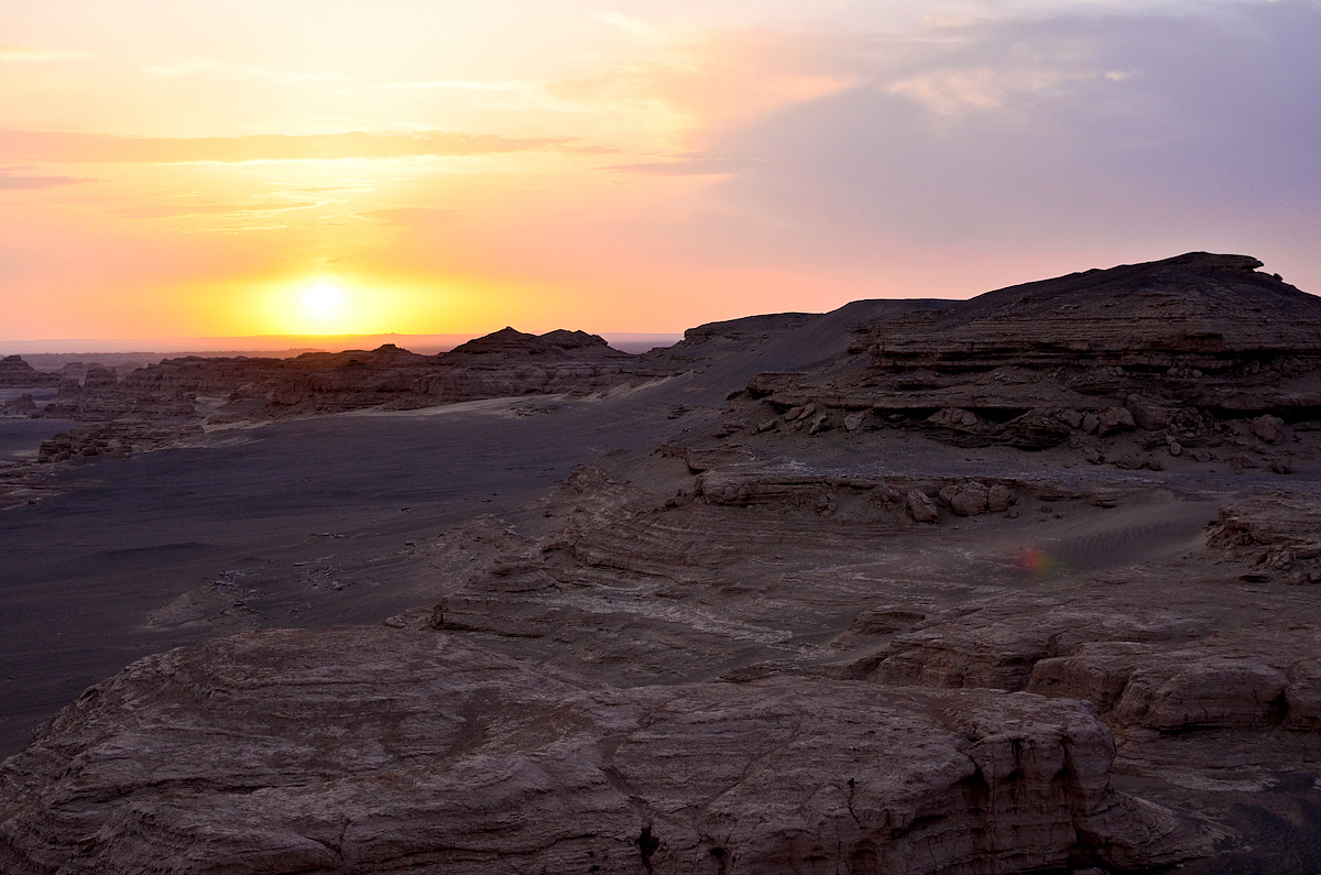 12年6月，兰州-嘉峪关-敦煌-西安（图ZNzI3MjUwOA==） - 风光摄影 - 站酷设计师blue_hermit原创素材 - 站酷ZCOOL
