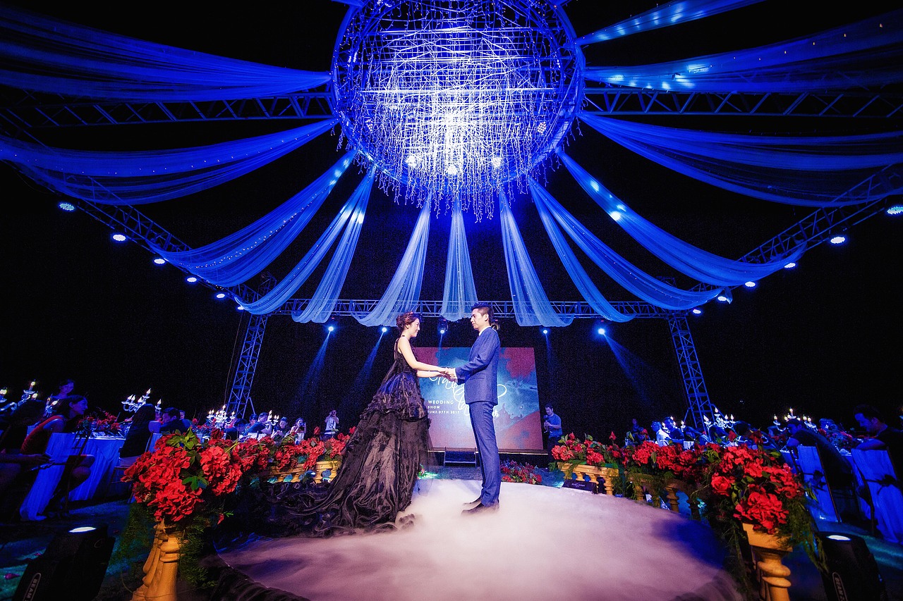 户外活动：婚礼秀（图ZMTU2MTczMTI0） - 人文/纪实摄影 - 站酷设计师摄影人雯子原创素材 - 站酷ZCOOL