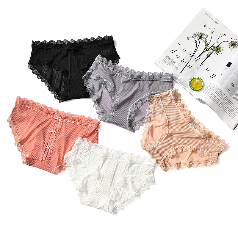 内衣内裤平铺拍摄