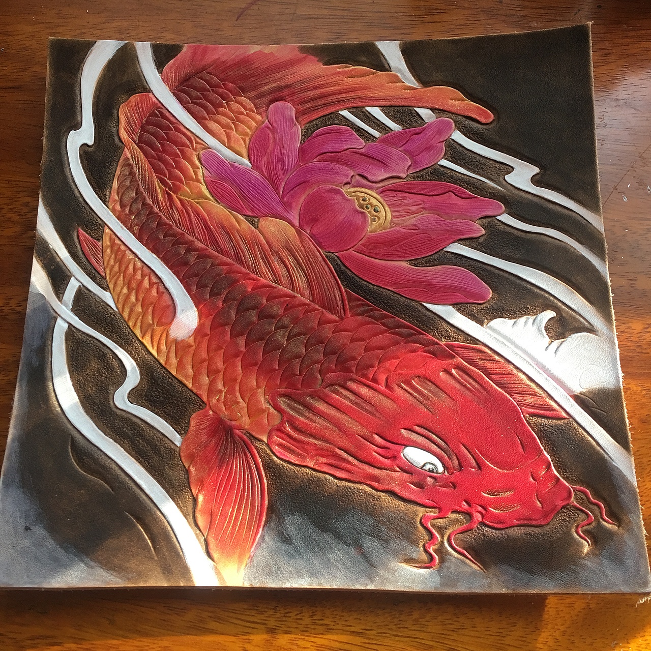 鑫渔皮艺原创纯手工作品招财大鲤鱼