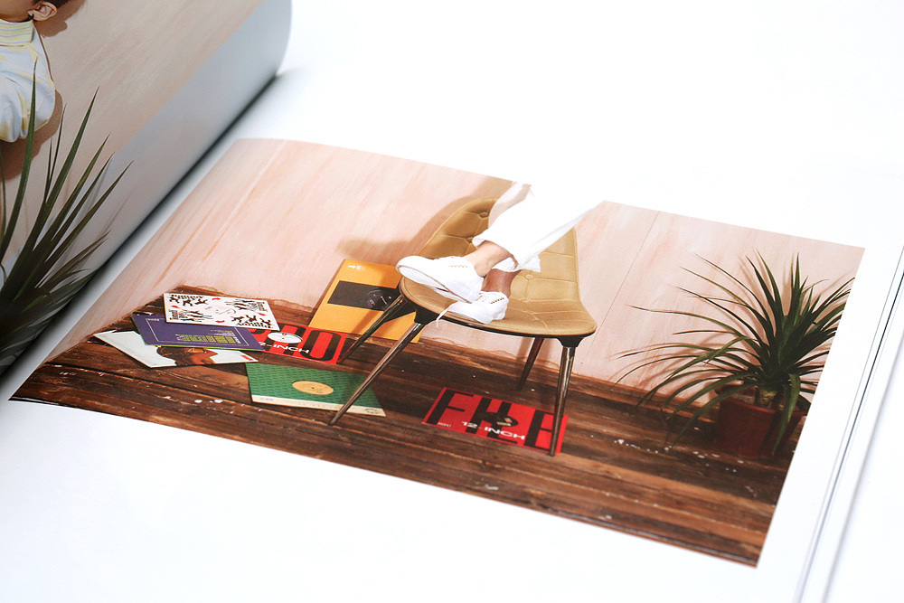 Philip Lau 武艺 - 极度天真 SUPER NAIVE