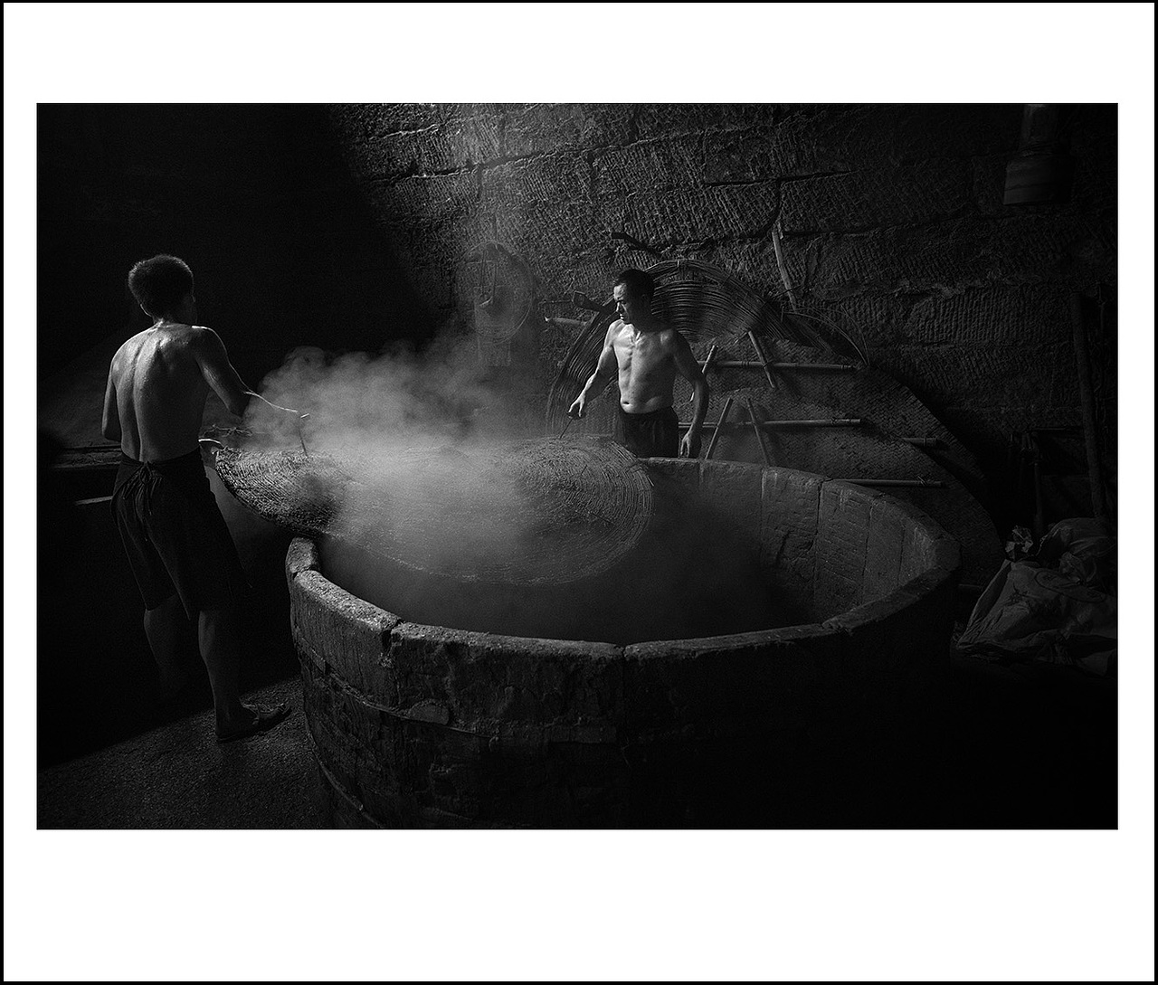 老酒坊（图ZNTQ2ODA0NDQ=） - 人文/纪实摄影 - 站酷设计师雨萌1994原创素材 - 站酷ZCOOL