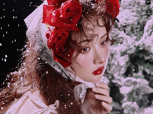 爱丽丝梦游仙境是多少女孩子的童年幻想？