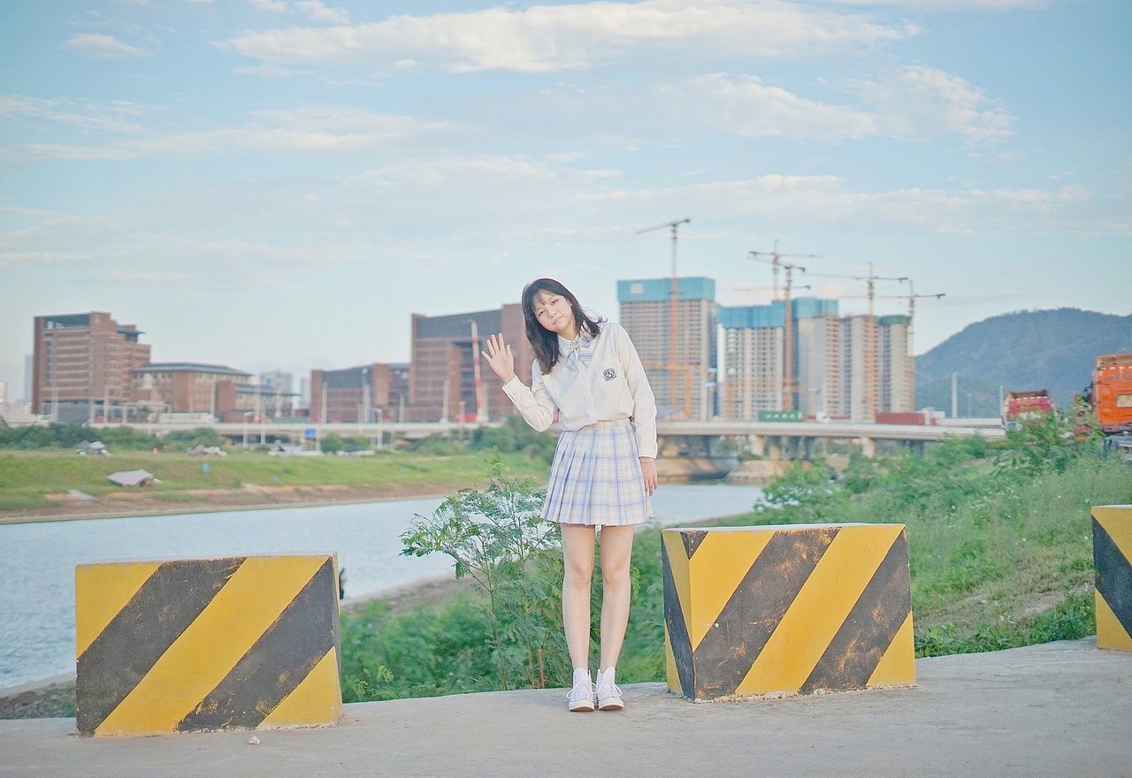 jk美少女中稳沙场（图ZMjczMzIwOTU2） - 人像摄影 - 站酷设计师碧海蓝天梦原创素材 - 站酷ZCOOL