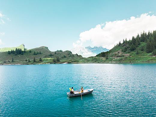 旅拍幕后：极致风光摄影之旅—我们跟瑞士雪山有个约会