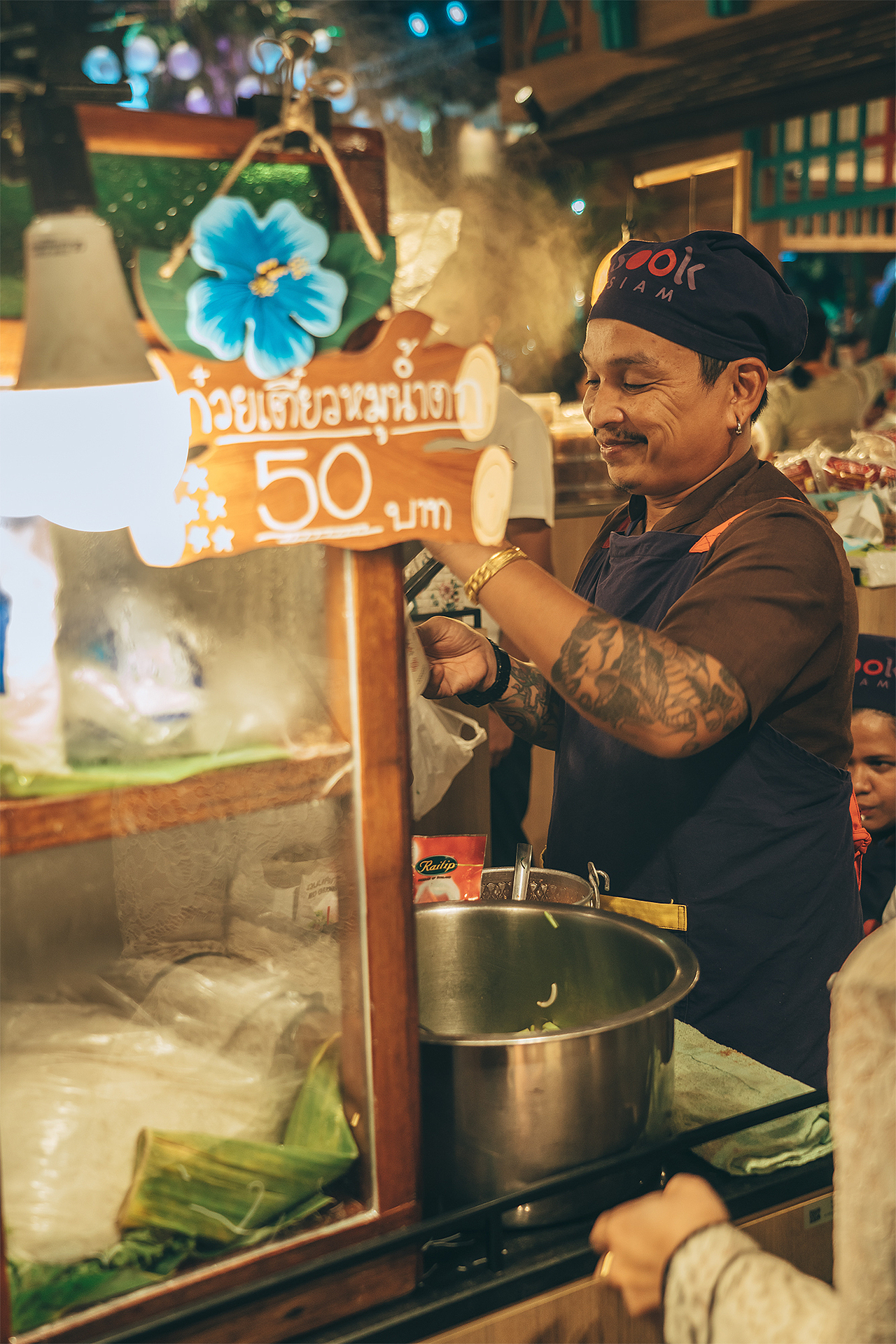 Thailand and Cambodia（图ZMjEyMTE2MzYw） - 人文/纪实摄影 - 站酷设计师美黑后的刘鸣良原创素材 - 站酷ZCOOL