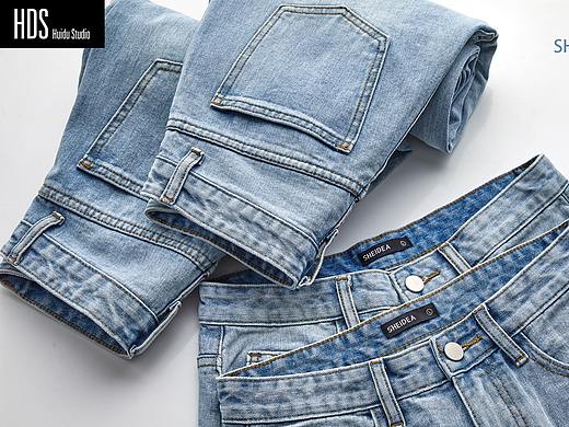 牛仔裤产品静物组合图拍摄