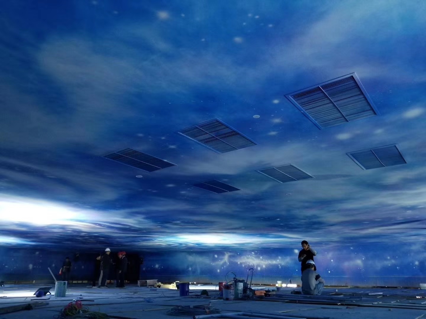 星空蓝天白云墙体彩绘