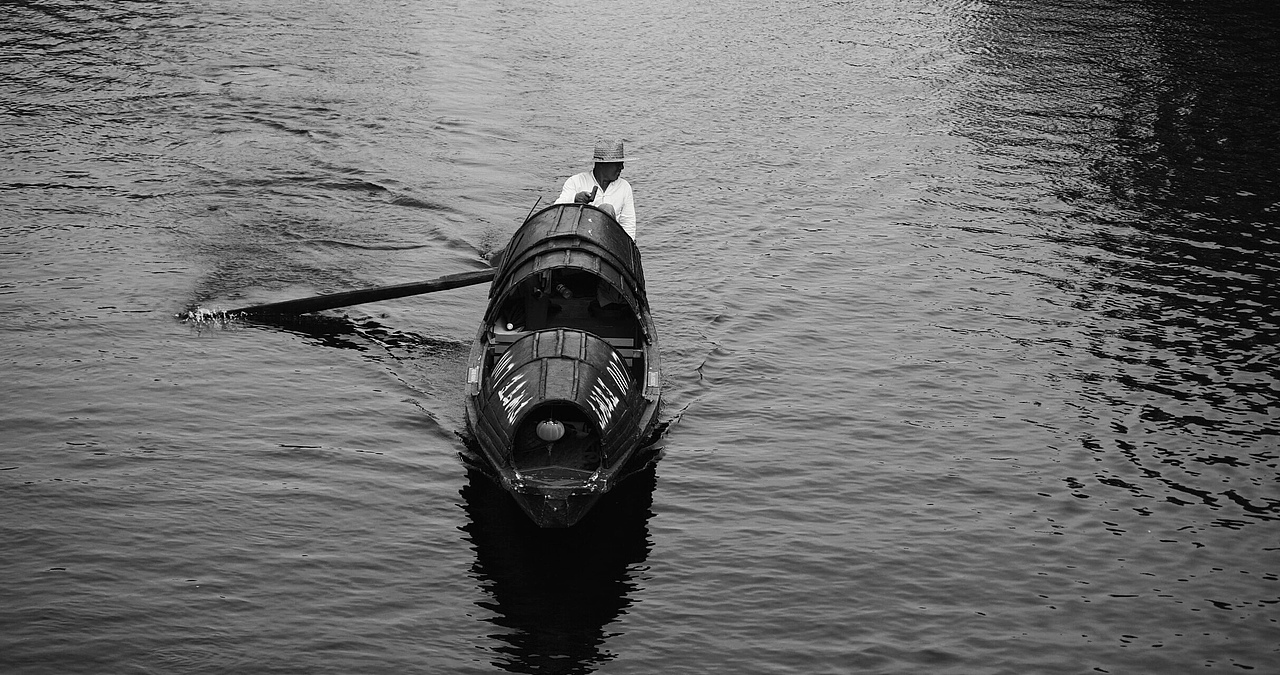 乌篷船（图ZMjExMDQ4MjQ0） - 人文/纪实摄影 - 站酷设计师我们的烟火流年原创素材 - 站酷ZCOOL