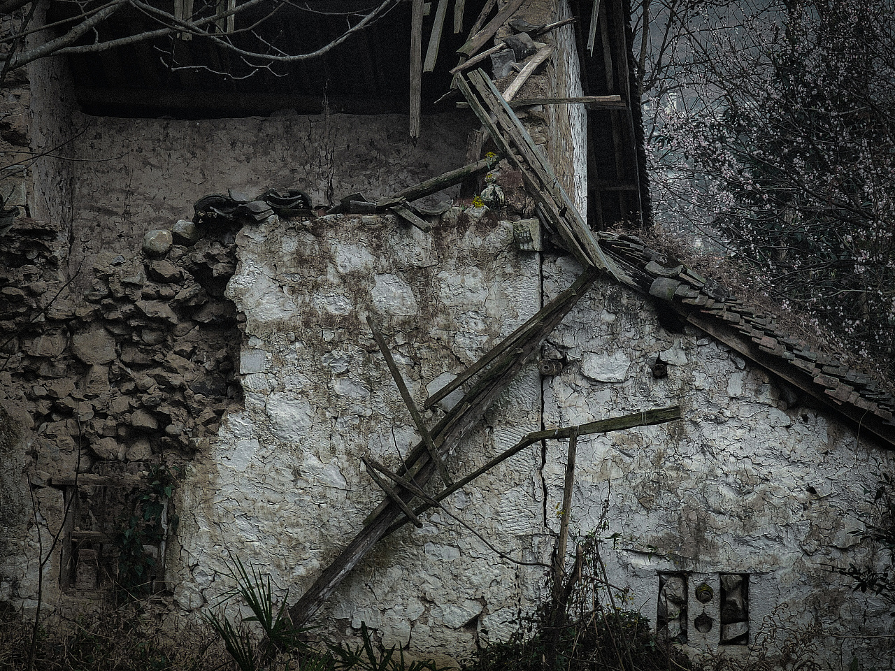 被遗弃的老房子