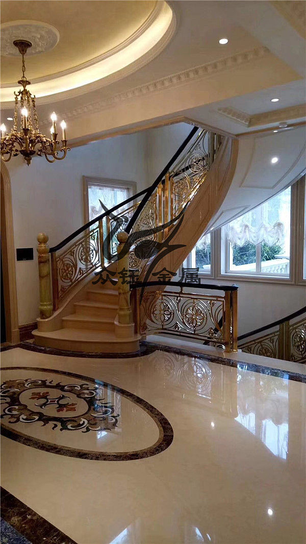 吸人眼光令人尖叫的铜铝金属雕刻楼梯护栏你想要的都有