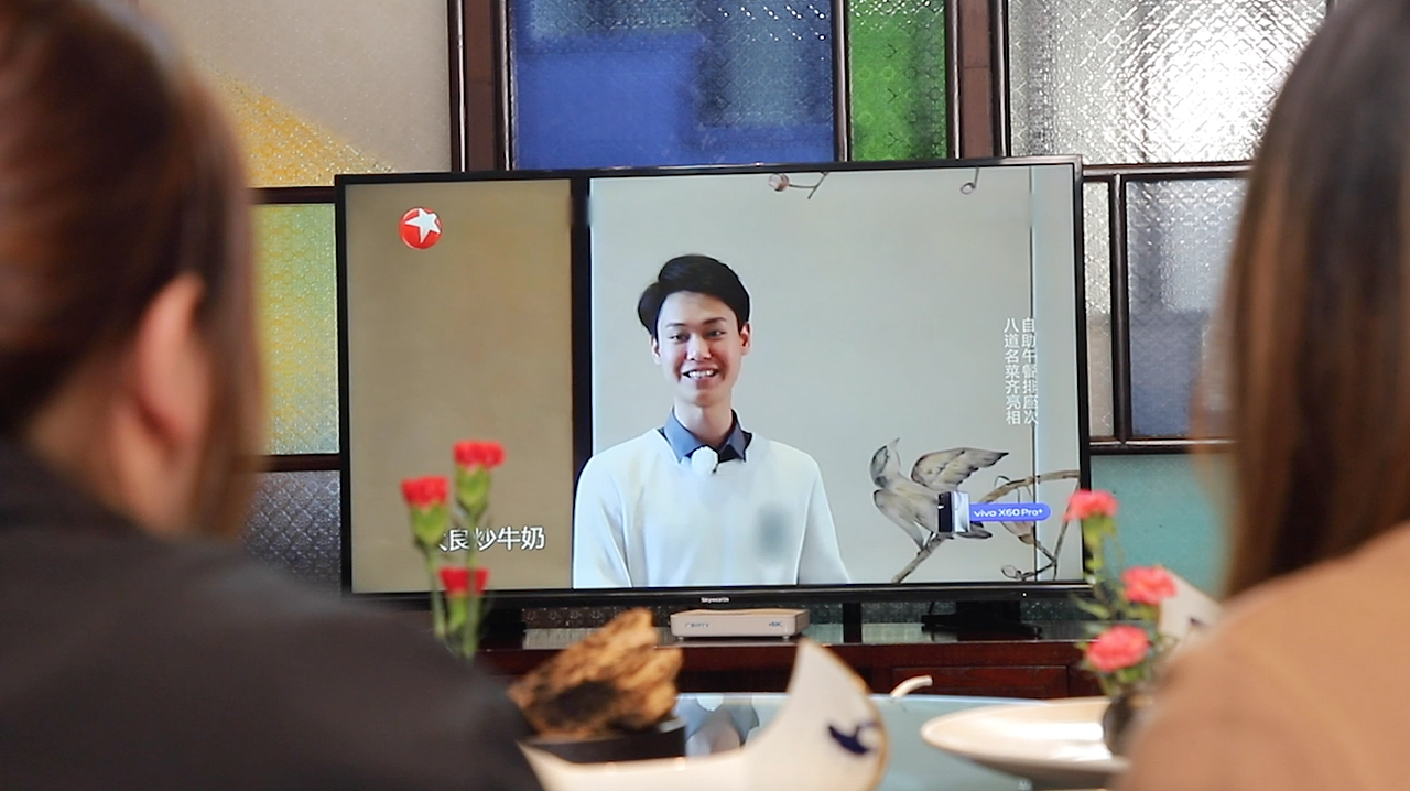 【果然居短视频】抖音拍摄——蜜蜂影力制作（图ZMjYyNDM2MDky） - 短片 - 站酷设计师蜜蜂影力原创素材 - 站酷ZCOOL