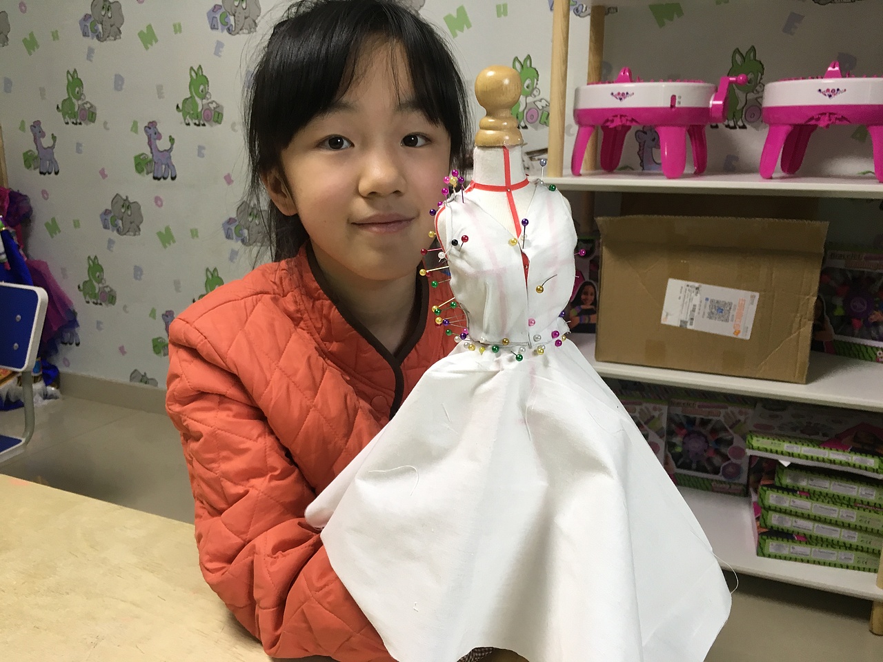 儿童设计类教学-服装设计-大裙摆复古长裙（图ZMTUwODI2MDcy） - 其他手工艺 - 站酷设计师boximeina原创素材 - 站酷ZCOOL