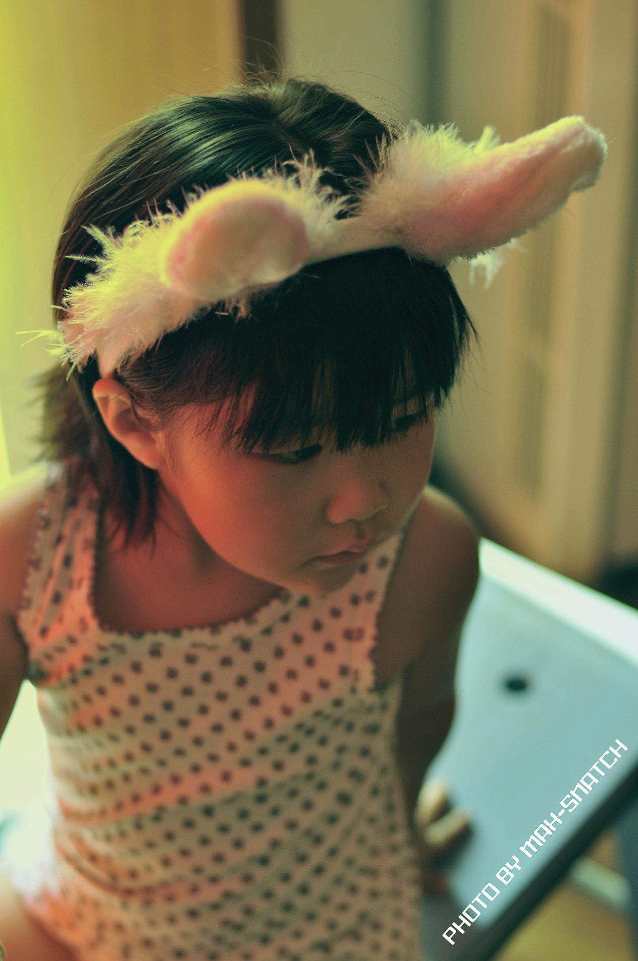 瑤瑤小盆友（圖ZMzM0OTk4MA==） - 人像攝影 - 站酷設(shè)計(jì)師盲茫忙氓原創(chuàng)素材 - 站酷ZCOOL