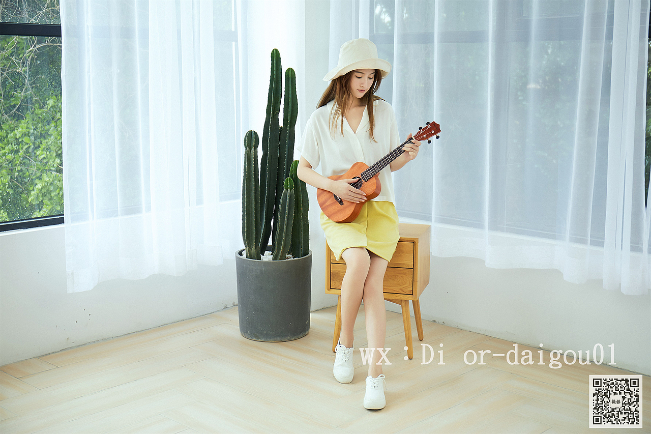 吉他摄影淘宝女装男装产品拍摄外景居家服装静物拍摄