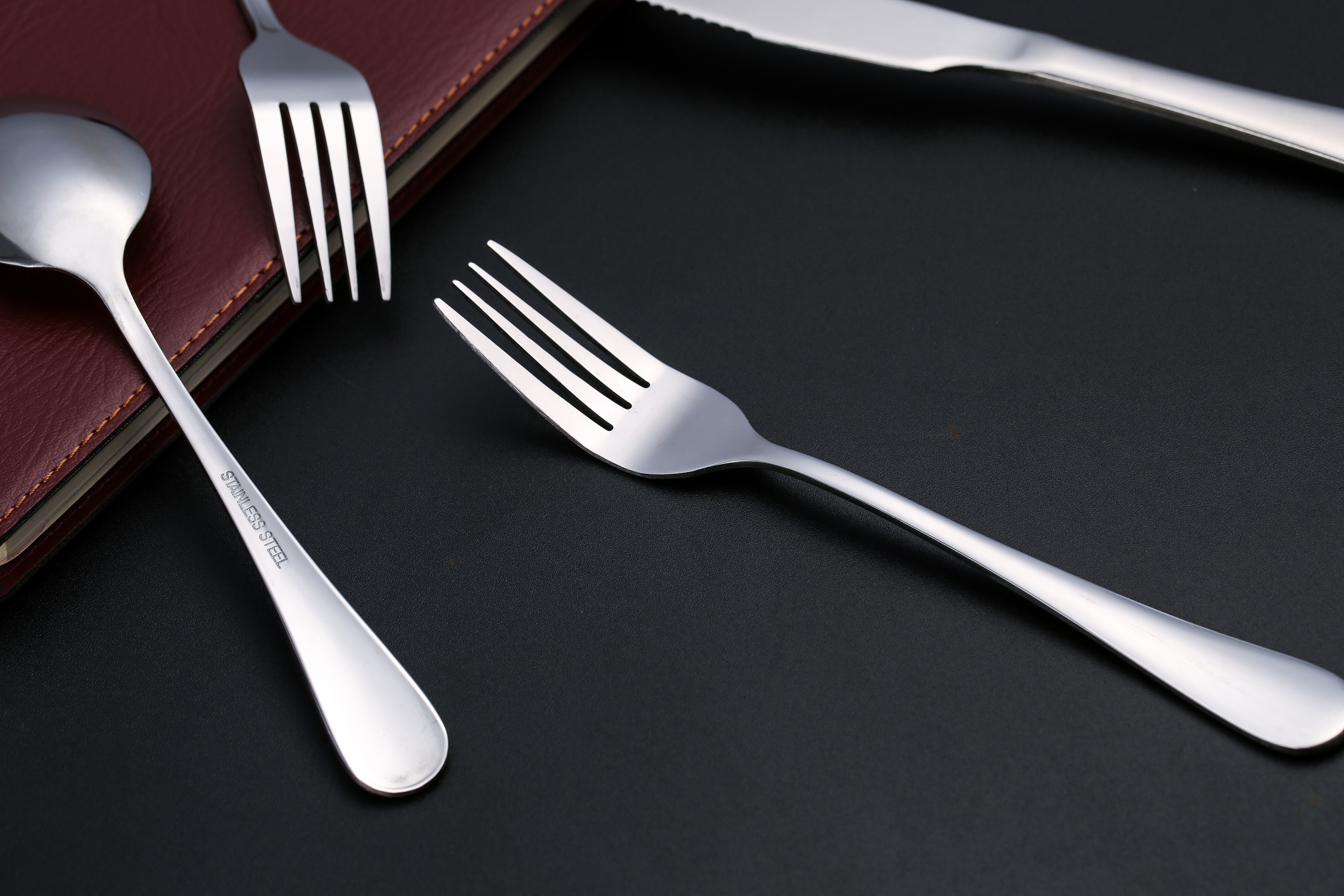 金属刀叉