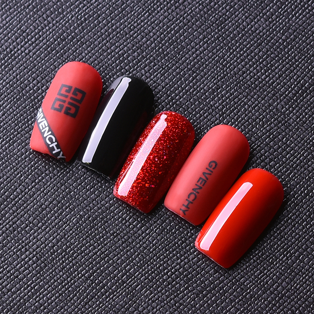 欧美高级感美甲摄影 时尚大牌风格 暗调 暗色系摄影