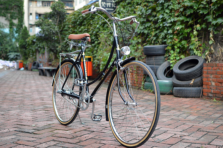 凤凰弯梁女士28自行车改装内三速复古自行车