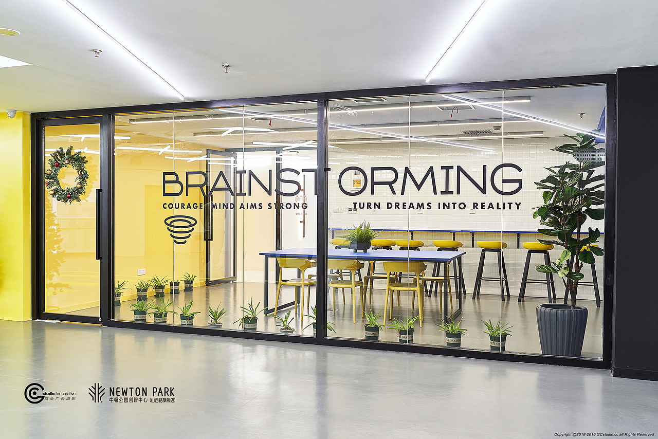 空间摄影------联合办公办公室场景拍摄