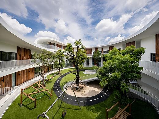 幼儿园设计丨曼谷肯辛顿学习空间 / Plan Architect