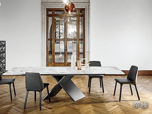 追求简约和低调的奢华 意大利现代家具品牌排行榜