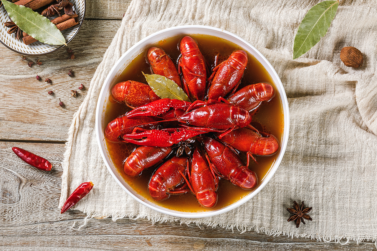 麻辣小龙虾|十三香小龙虾（图ZMjA5NTg5MTY0） - 产品摄影 - 站酷设计师烟台美食摄影师酋原创素材 - 站酷ZCOOL
