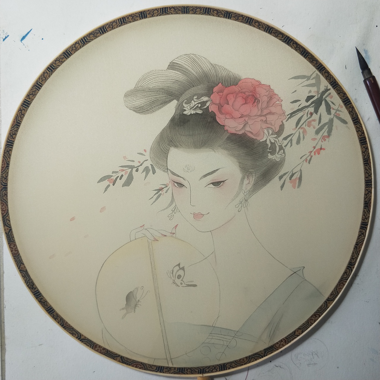 团扇绘–清风徐来