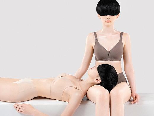 蘑菇头内衣拍摄