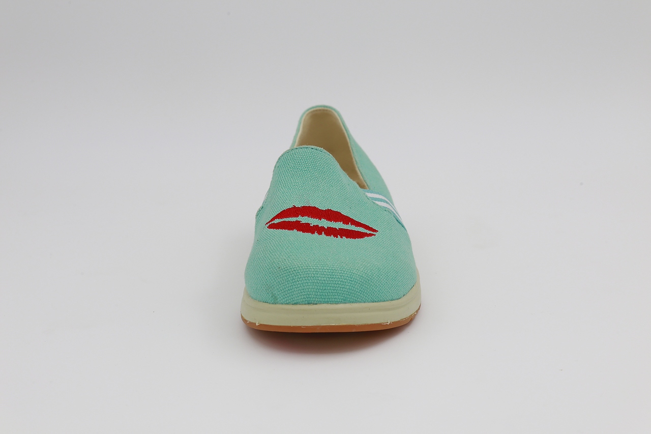 智能孕妇鞋（图ZMTAzMzcyODYw） - 鞋履设计 - 站酷设计师焦加的阿斯原创素材 - 站酷ZCOOL