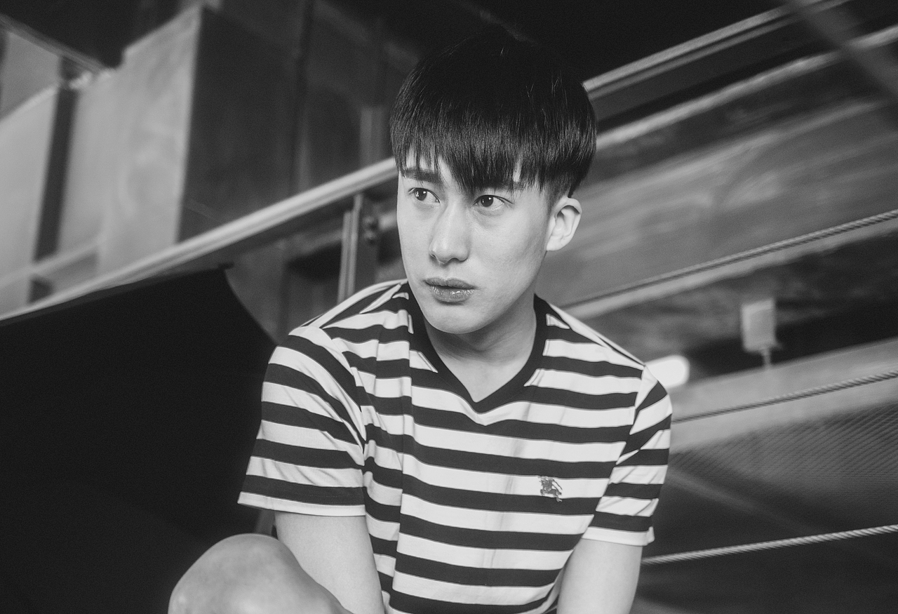 冷（图ZODgxODg0NDg=） - 人像摄影 - 站酷设计师吴舒克_原创素材 - 站酷ZCOOL